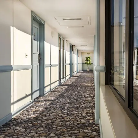 Riviera Otel 4*